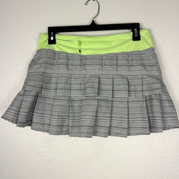 Lululemon Women's Pacesetter Lime Green & Grey Active Skirt size 6 - Picture 3 of 6